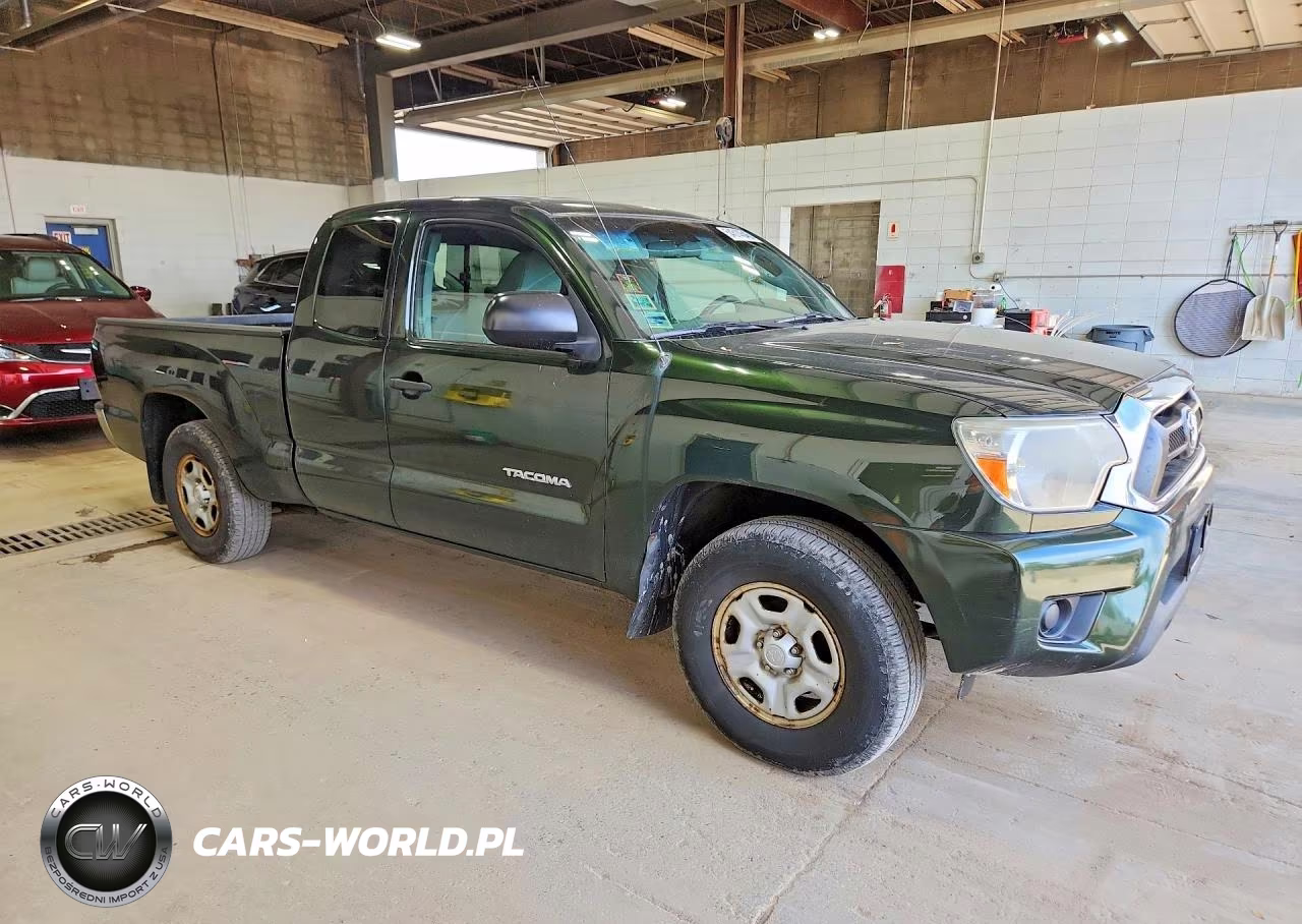 2014 Toyota Tacoma Access Cab VIN:5TFTX4CN1EX046183 - 4