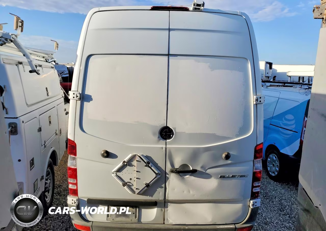 2014 Mercedes Benz Sprinter 2500 Delivery Van VIN:WD3PE8DE5E5901163 - 6