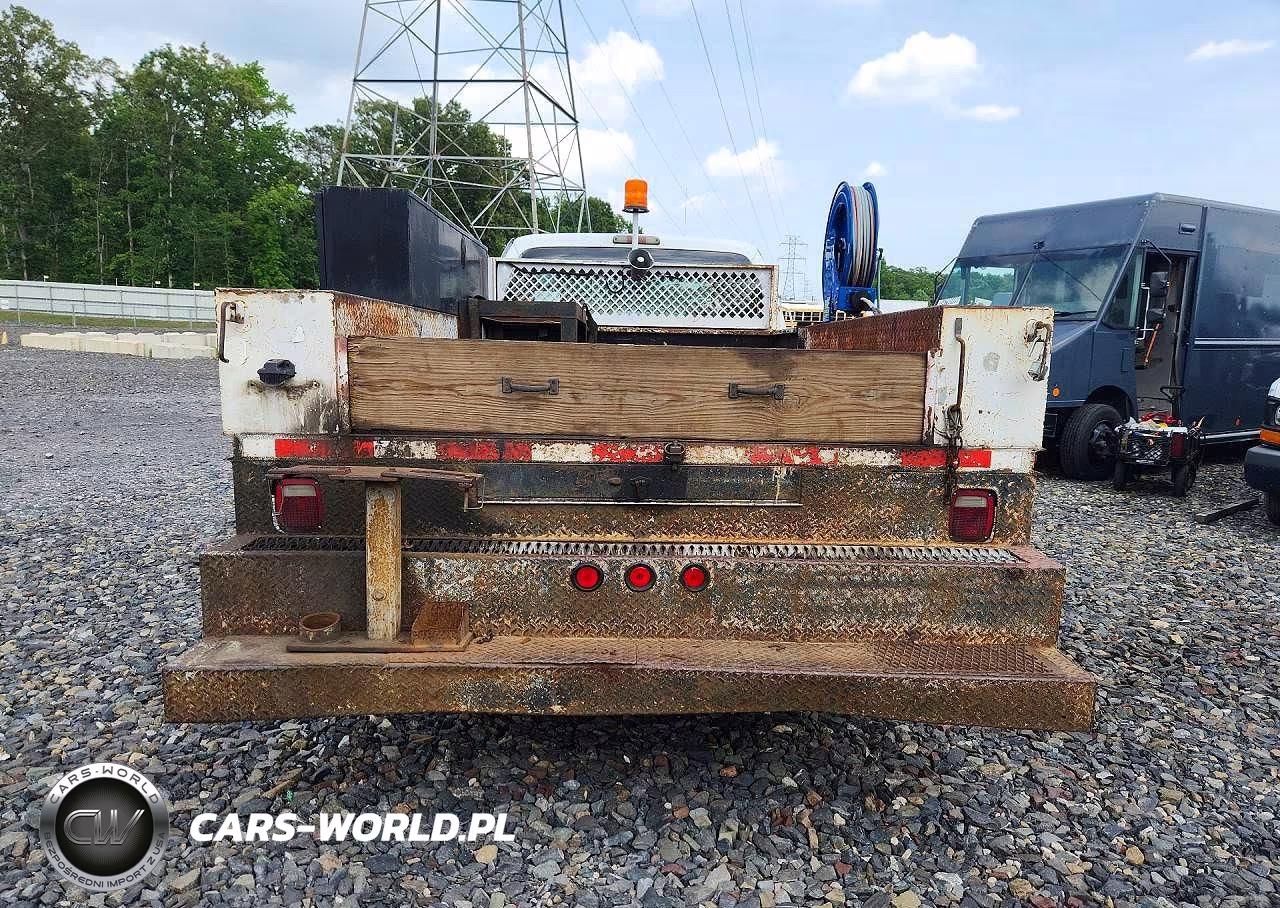2009 Ford F450 Super Duty VIN:1FDXW46R99EB28744 - 5