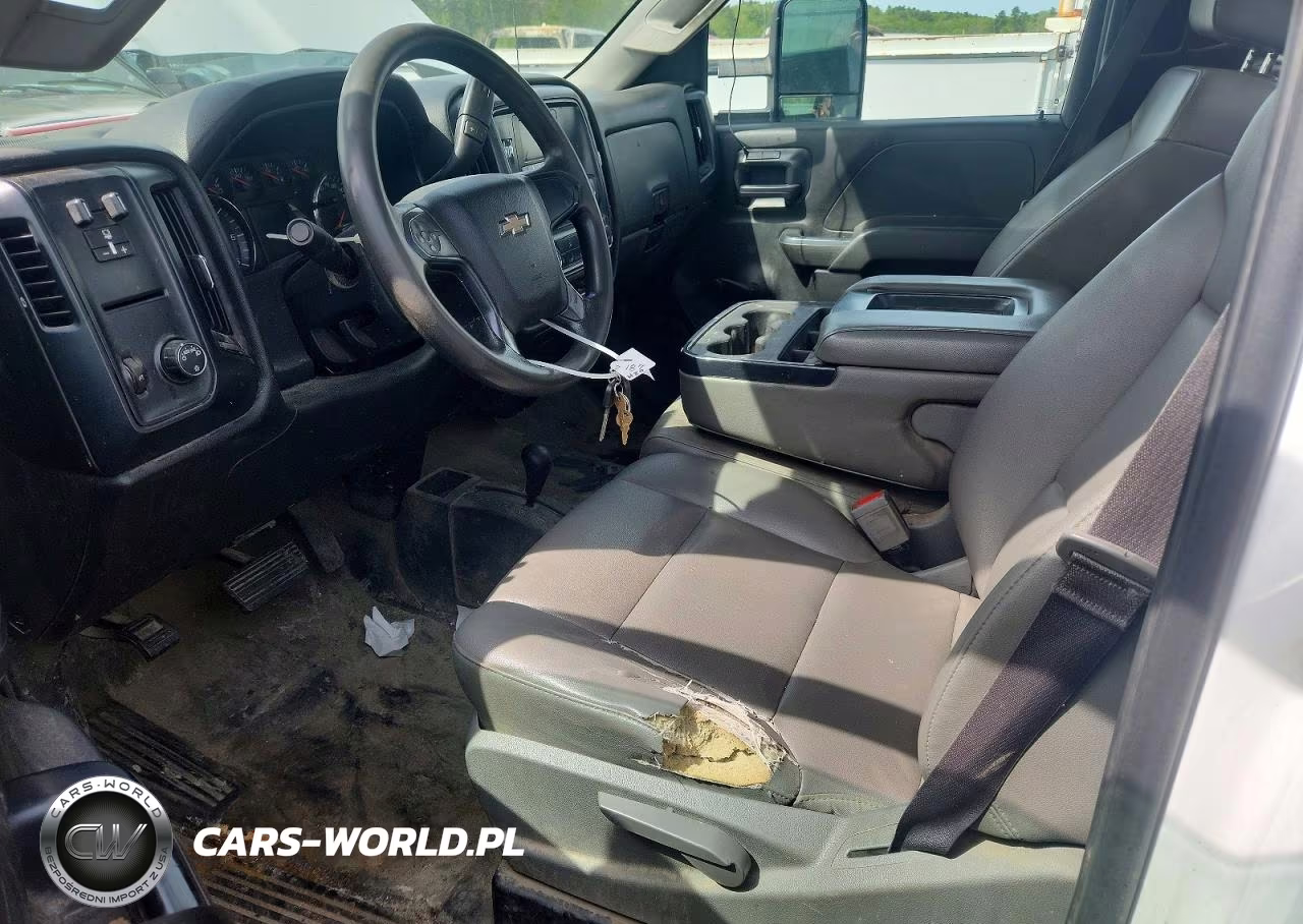 2017 Chevrolet Silverado K2500 Heavy Duty VIN:1GB0KUEG0HZ268016 - 7