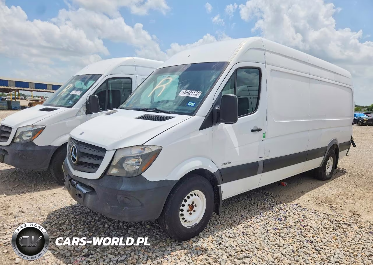 2015 Mercedes-Benz Sprinter 2500 Delivery Van VIN:WD3PE8DB5FP122874 - 1