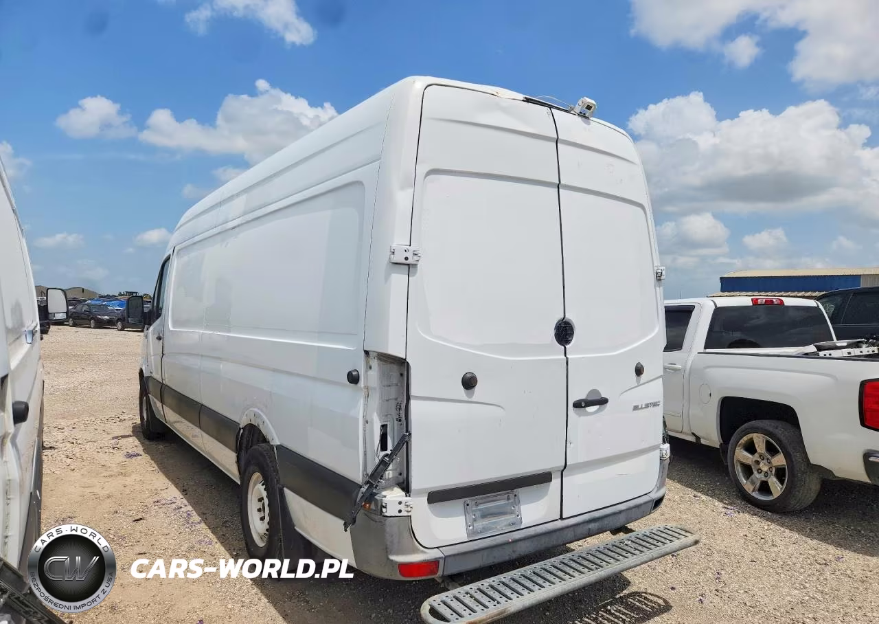 2015 Mercedes-Benz Sprinter 2500 Delivery Van VIN:WD3PE8DB0FP136651 - 2