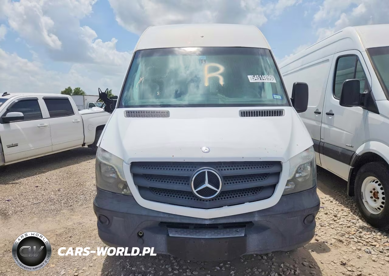 2015 Mercedes-Benz Sprinter 2500 Delivery Van VIN:WD3PE8DB0FP136651 - 5