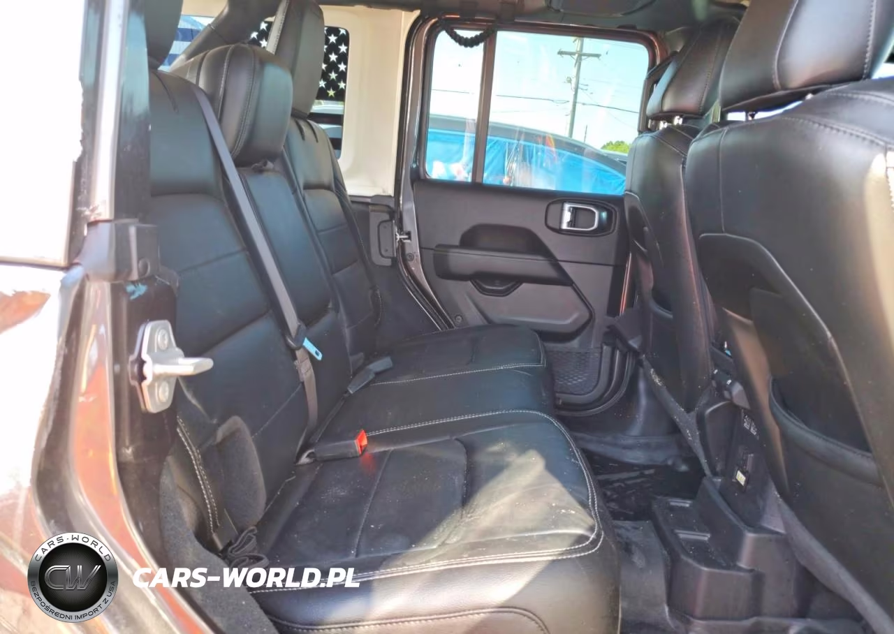 2022 Jeep Wrangler Unlimited Sahara VIN:1C4HJXEG3NW157489 - 11