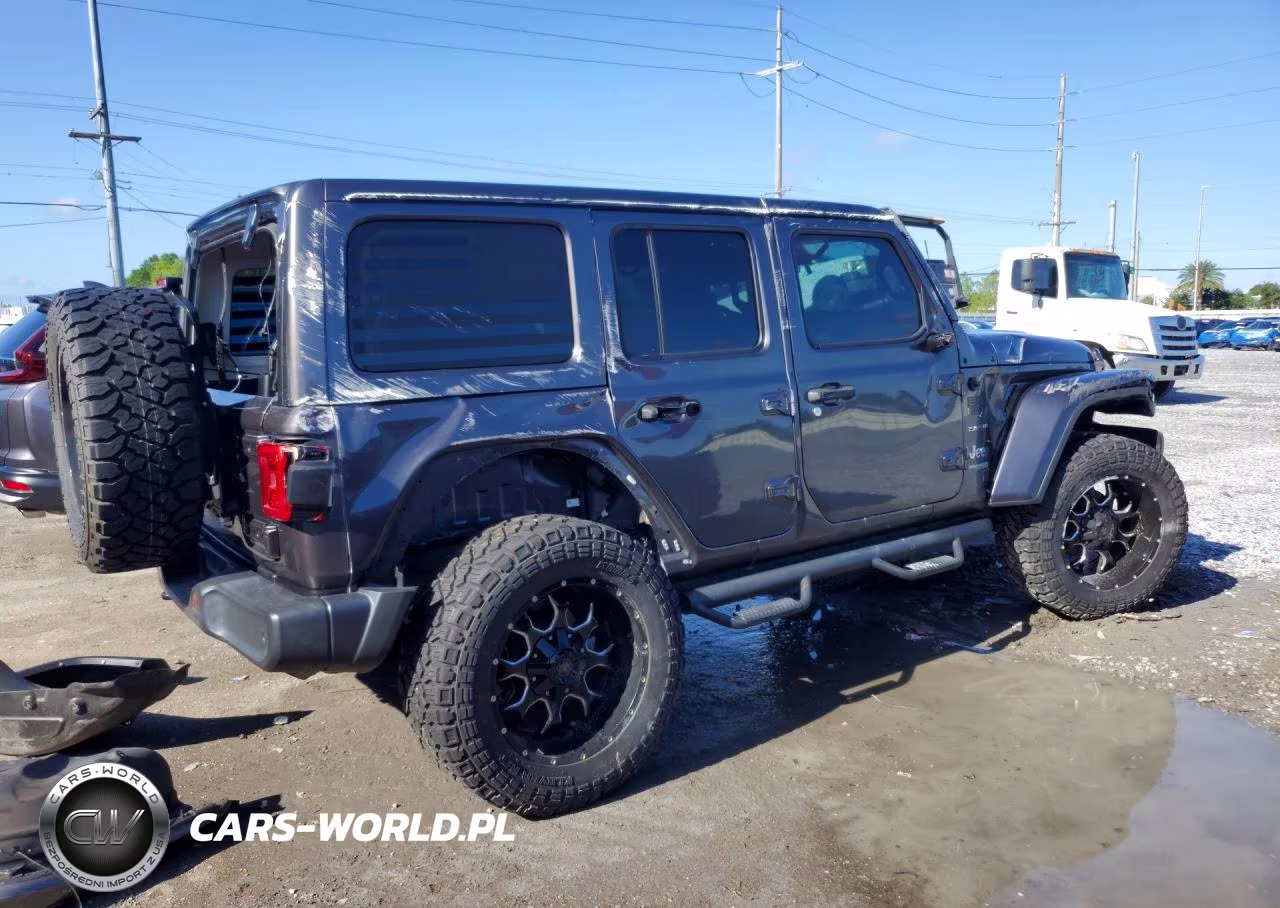 2022 Jeep Wrangler Unlimited Sahara VIN:1C4HJXEG3NW157489 - 3