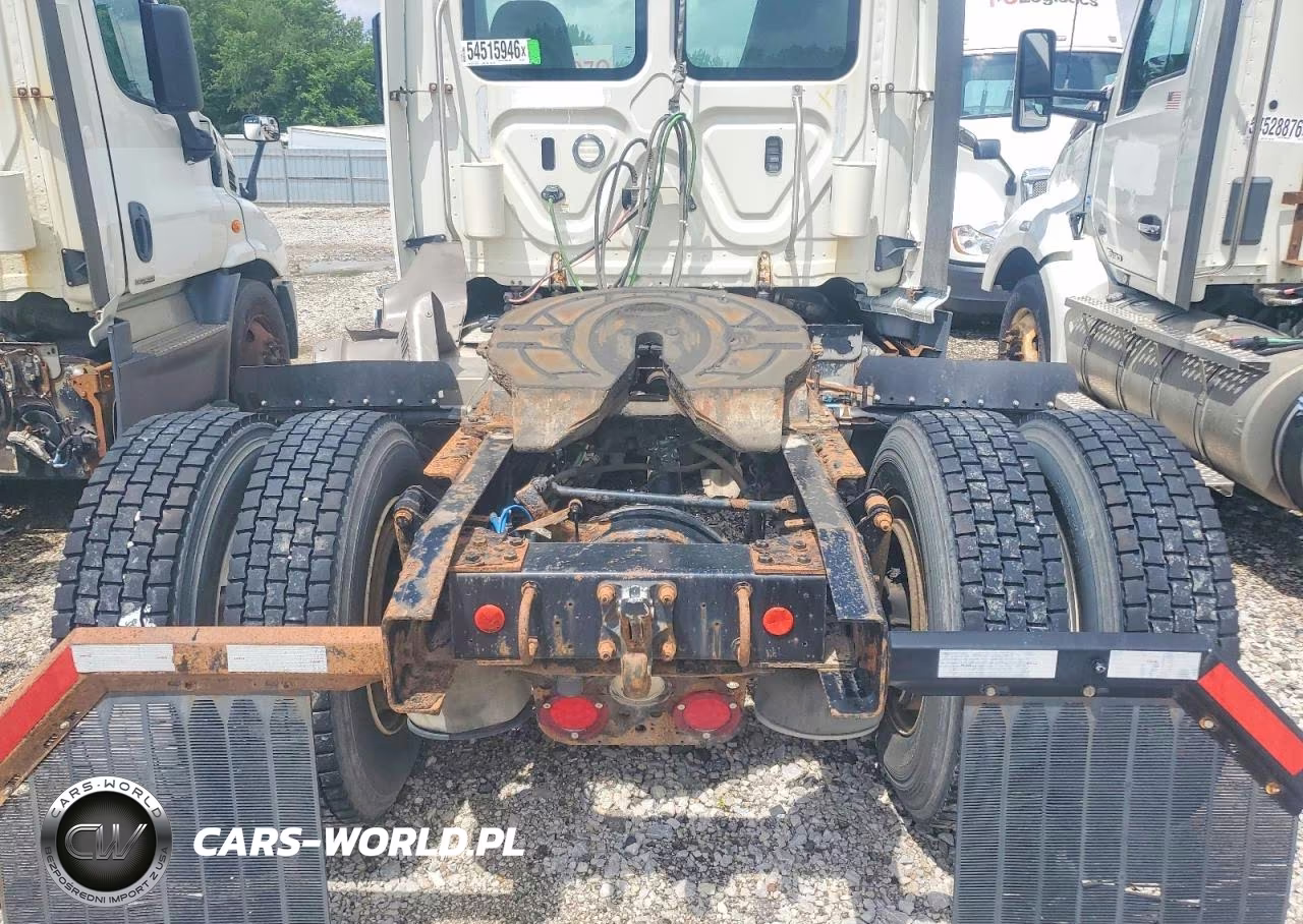 2018 Freightliner Cascadia 113 Semi Truck VIN:3AKBGADVXJSJN2770 - 6