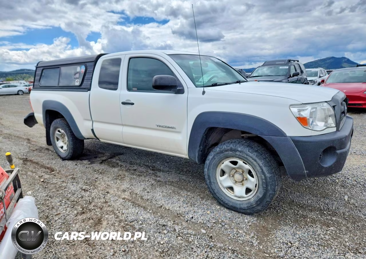 2007 Toyota Tacoma Access Cab VIN:5TEUX42N57Z384820 - 4
