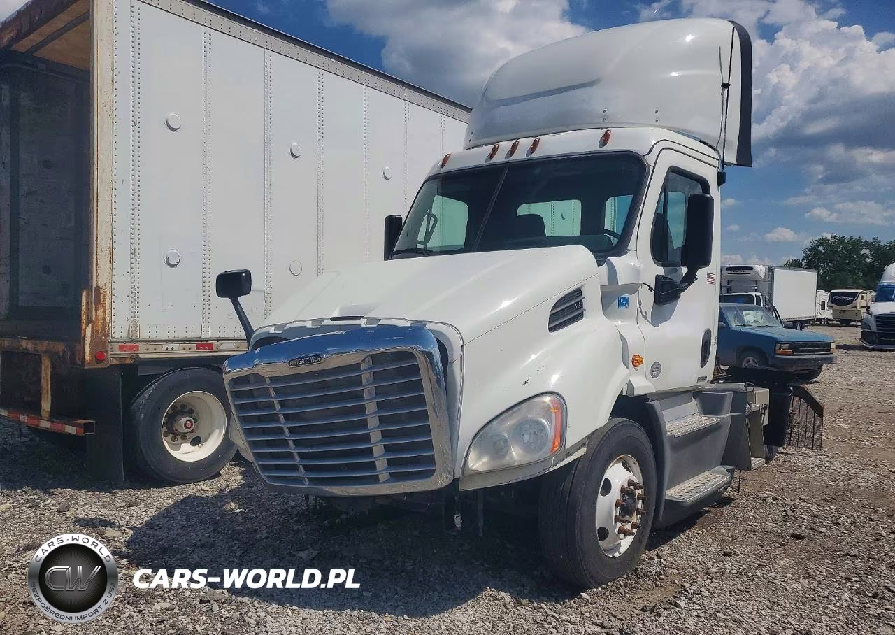 2018 Freightliner Cascadia 113 Semi Truck VIN:3AKBGADV1JSJN2740 - 2