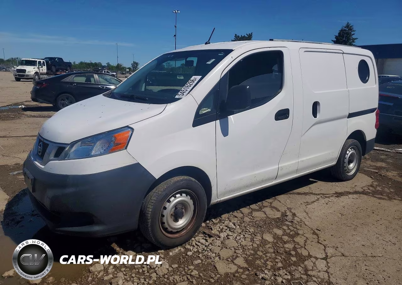 2016 Niss Nv200