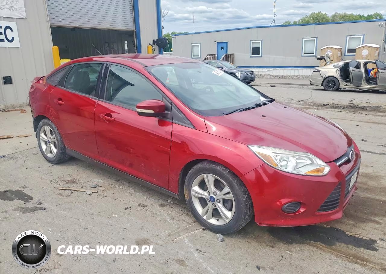 2014 Ford Focus Se VIN:1FADP3F20EL243522 - 4