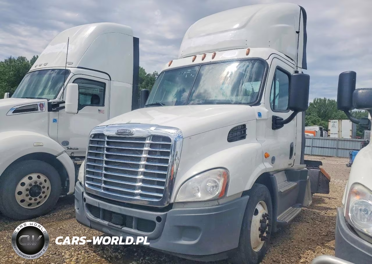 2016 Freightliner Cascadia 113 Semi Truck VIN:3AKBGADV6GSHB2548 - 2