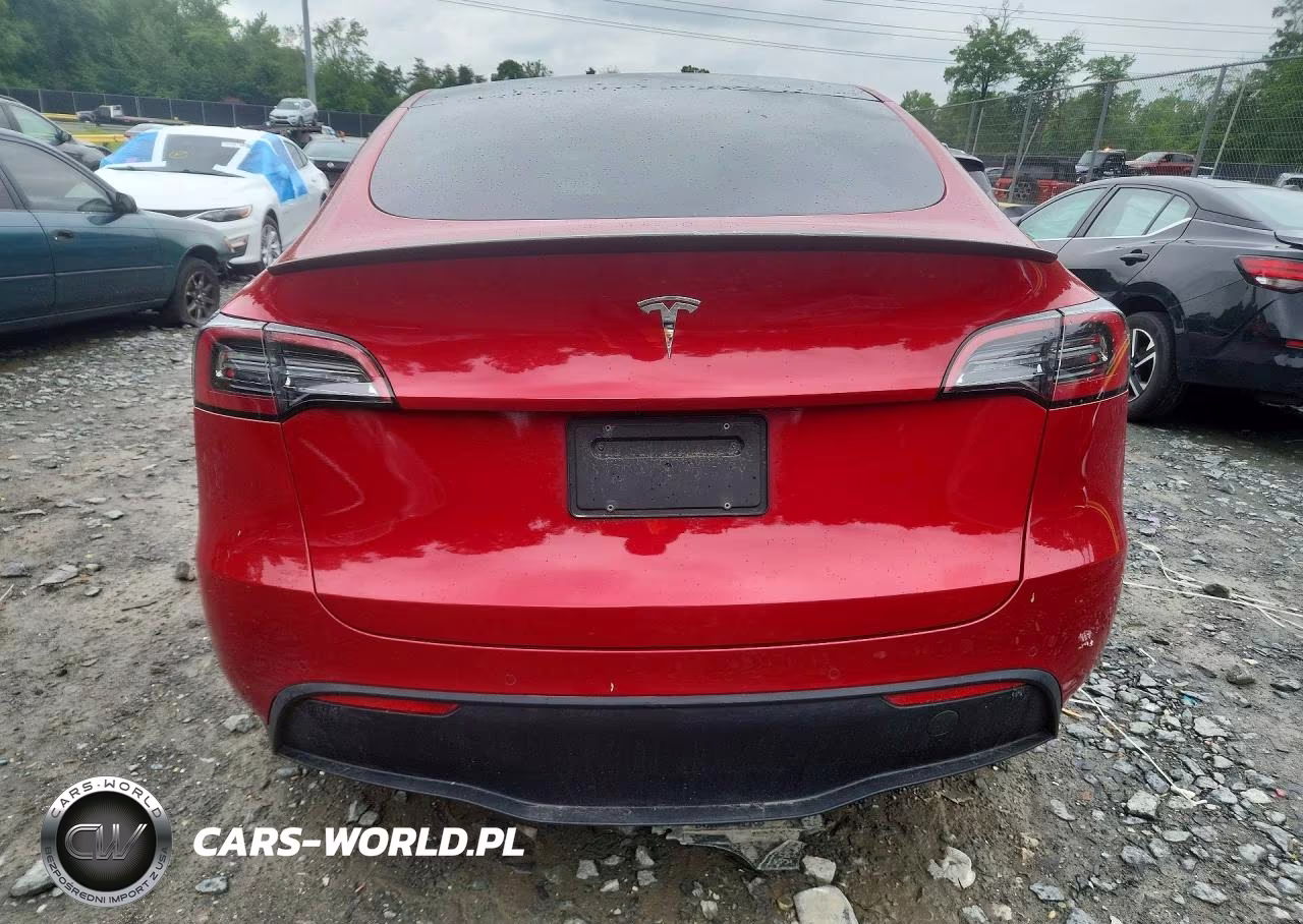 2022 Tesla Model Y VIN:7SAYGDEF8NF546365 - 6