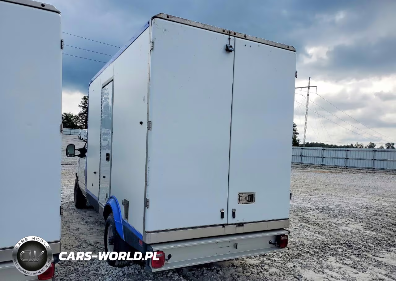 2024 Ford E350 Refrigerated Box Truck VIN:1FDWE3FN4RDD00691 - 2