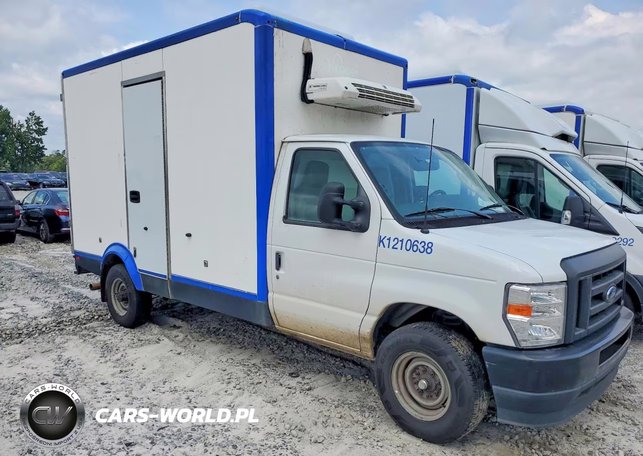 2024 Ford E350 Refrigerated Box Truck VIN:1FDWE3FN4RDD00691 - 4