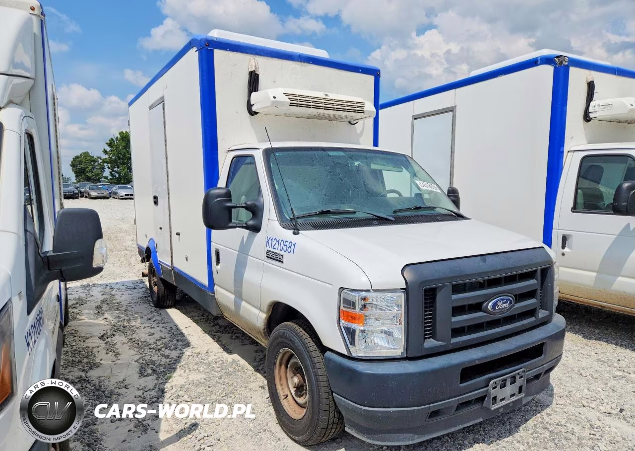 2023 Ford E350 Refrigerated Box Truck VIN:1FDWE3FK2PDD24975 - 4