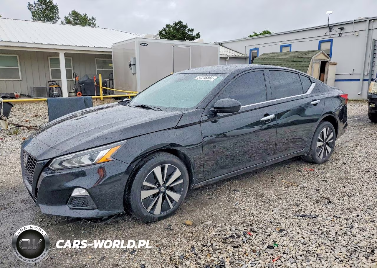2021 Nissan Altima Sv