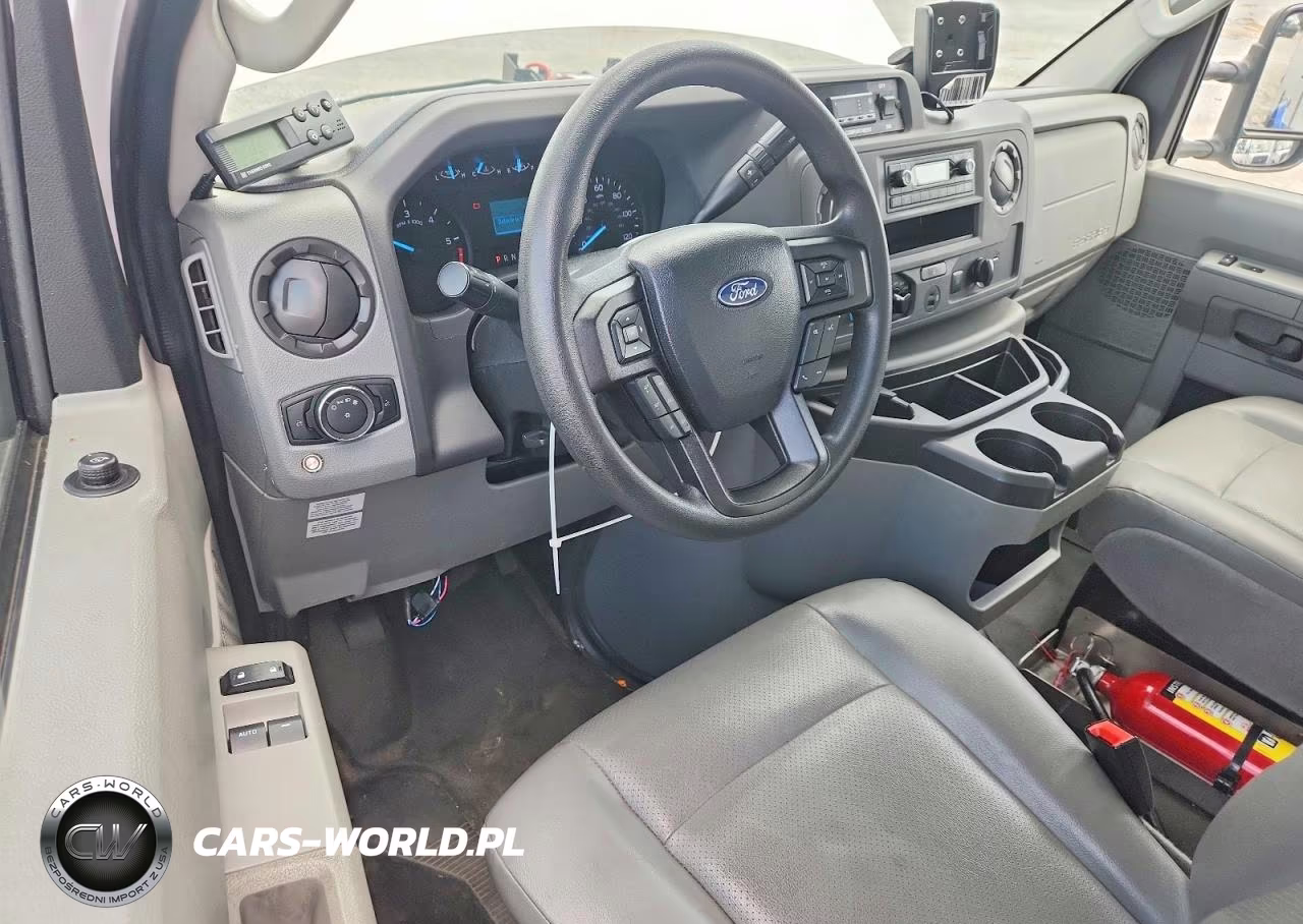 2023 Ford E-350 Refrigerated Box Truck VIN:1FDWE3FK7PDD08531 - 8