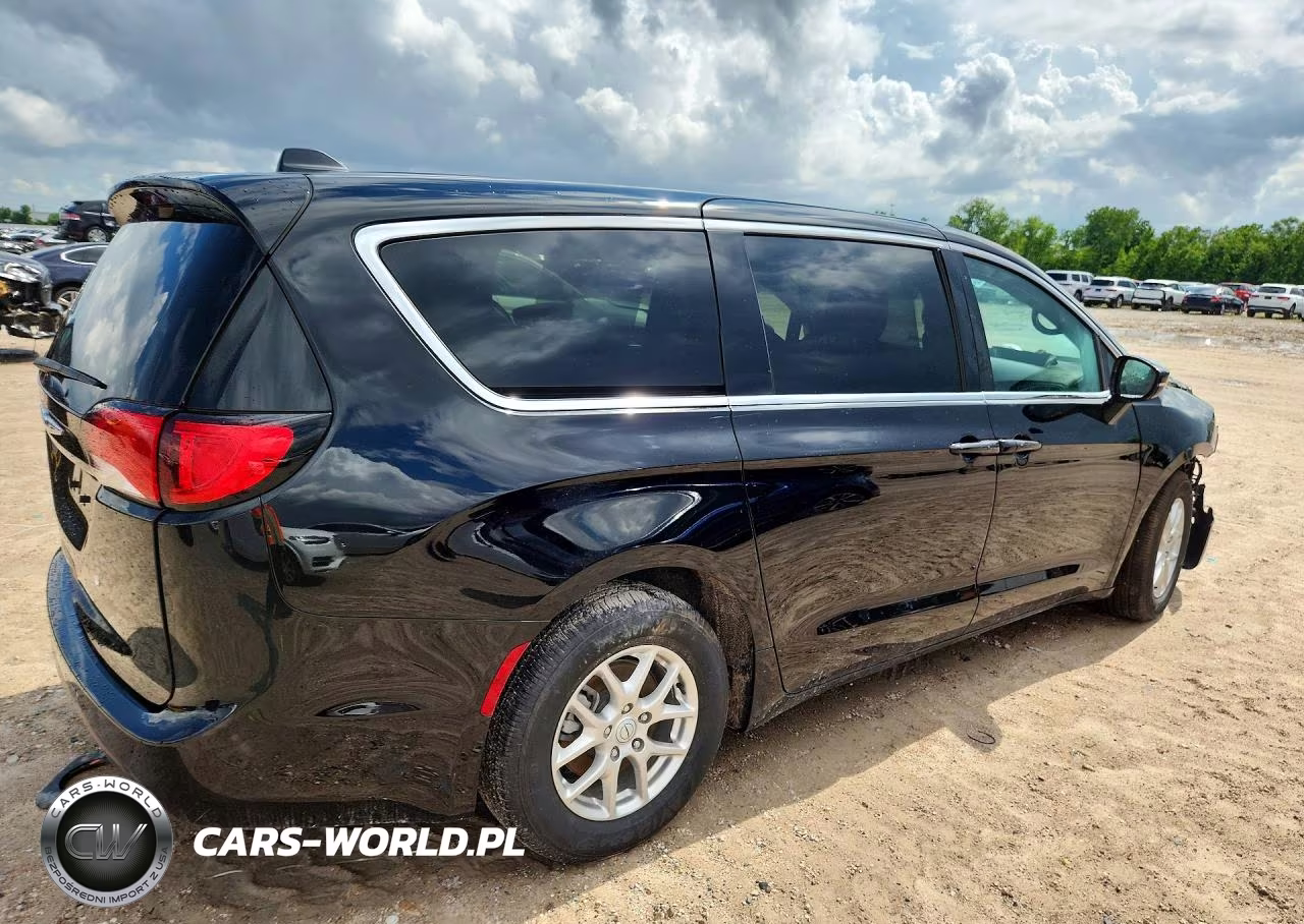 2026 Chrysler Voyager Lx VIN:2C4RC1CG8TR161056 - 3
