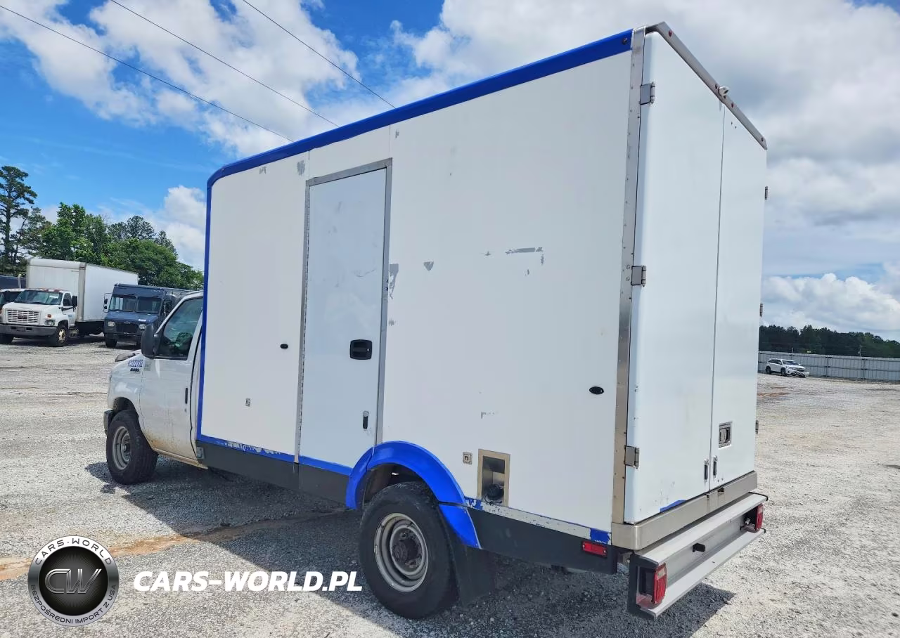 2023 Ford E350 Refrigerated Box Truck VIN:1FDWE3FK8PDD07128 - 2