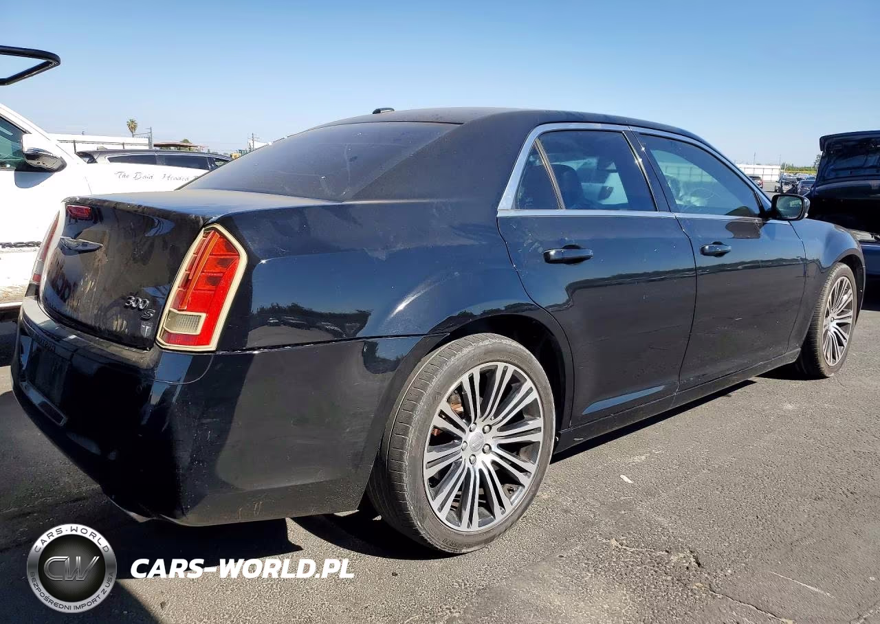 2012 Chrysler 300 S VIN:2C3CCABG3CH313150 - 3