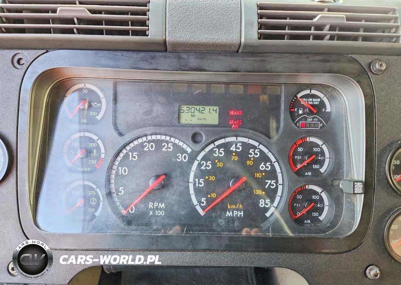 2015 Freightliner Cascadia Semi Truck VIN:1FUJGLD61FLGD0091 - 8