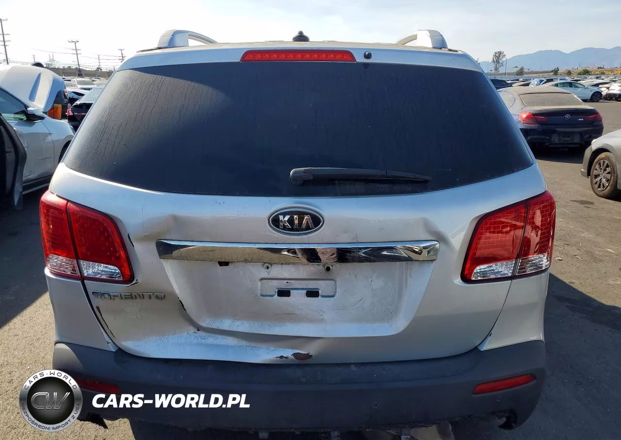 2013 Kia Sorento Lx VIN:5XYKT4A6XDG371984 - 6