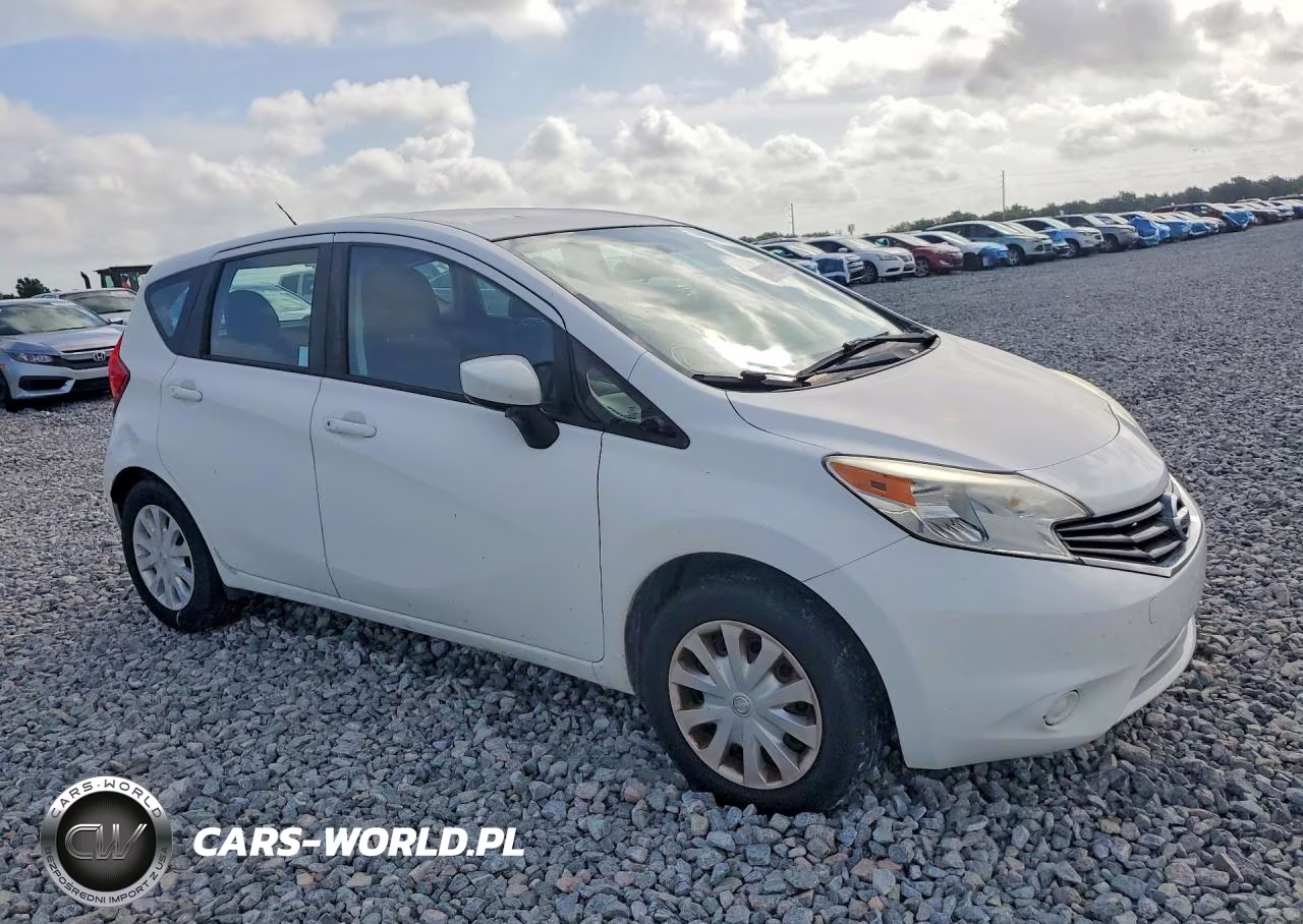 2016 Nissan Versa Note S Plus VIN:3N1CE2CP0GL389113 - 4