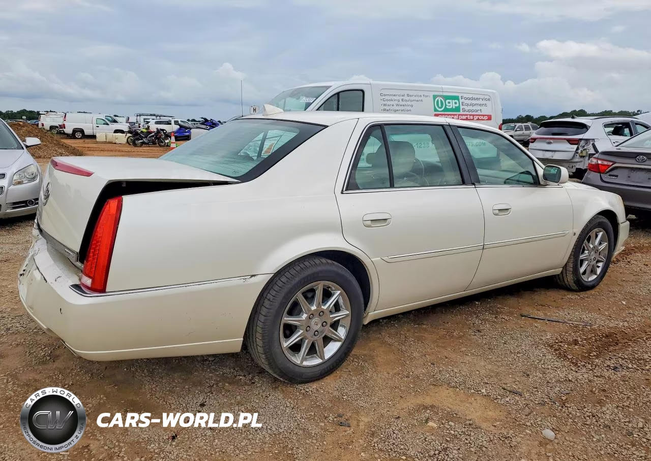 2010 Cadillac Dts Luxury Collection VIN:1G6KD5EYXAU101083 - 3