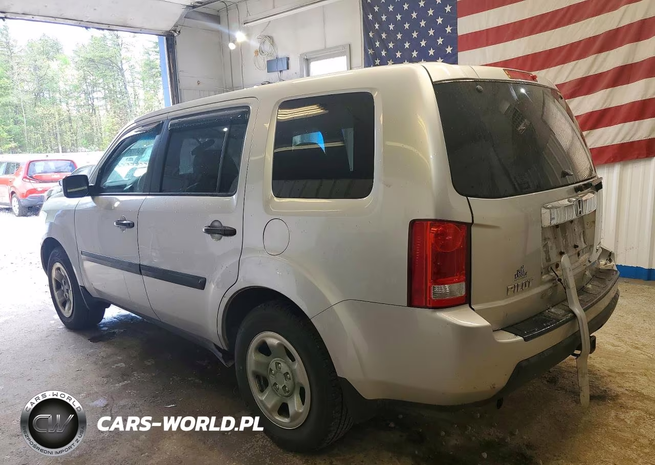 2011 Honda Pilot Lx VIN:5FNYF4H25BB068930 - 2