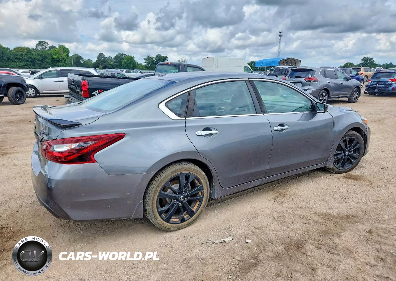 2018 Nissan Altima 2.5 Sr VIN:1N4AL3AP8JC200543 - 3