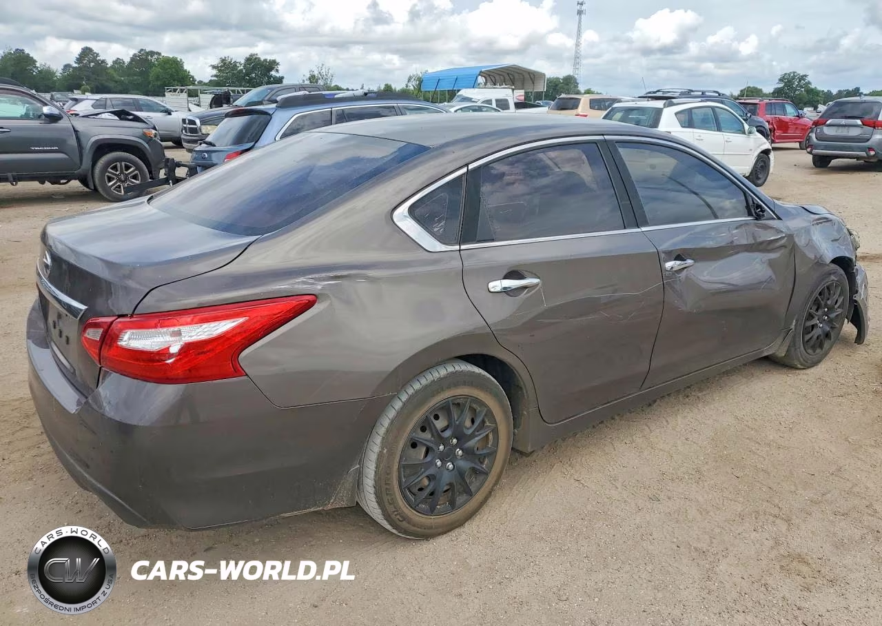 2017 Nissan Altima 2.5 S VIN:1N4AL3AP0HN304751 - 3