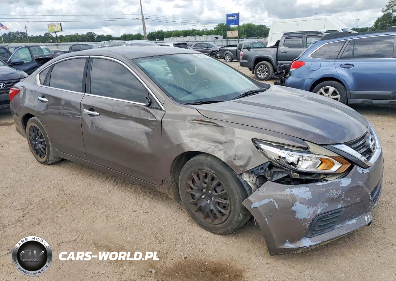 2017 Nissan Altima 2.5 S VIN:1N4AL3AP0HN304751 - 4