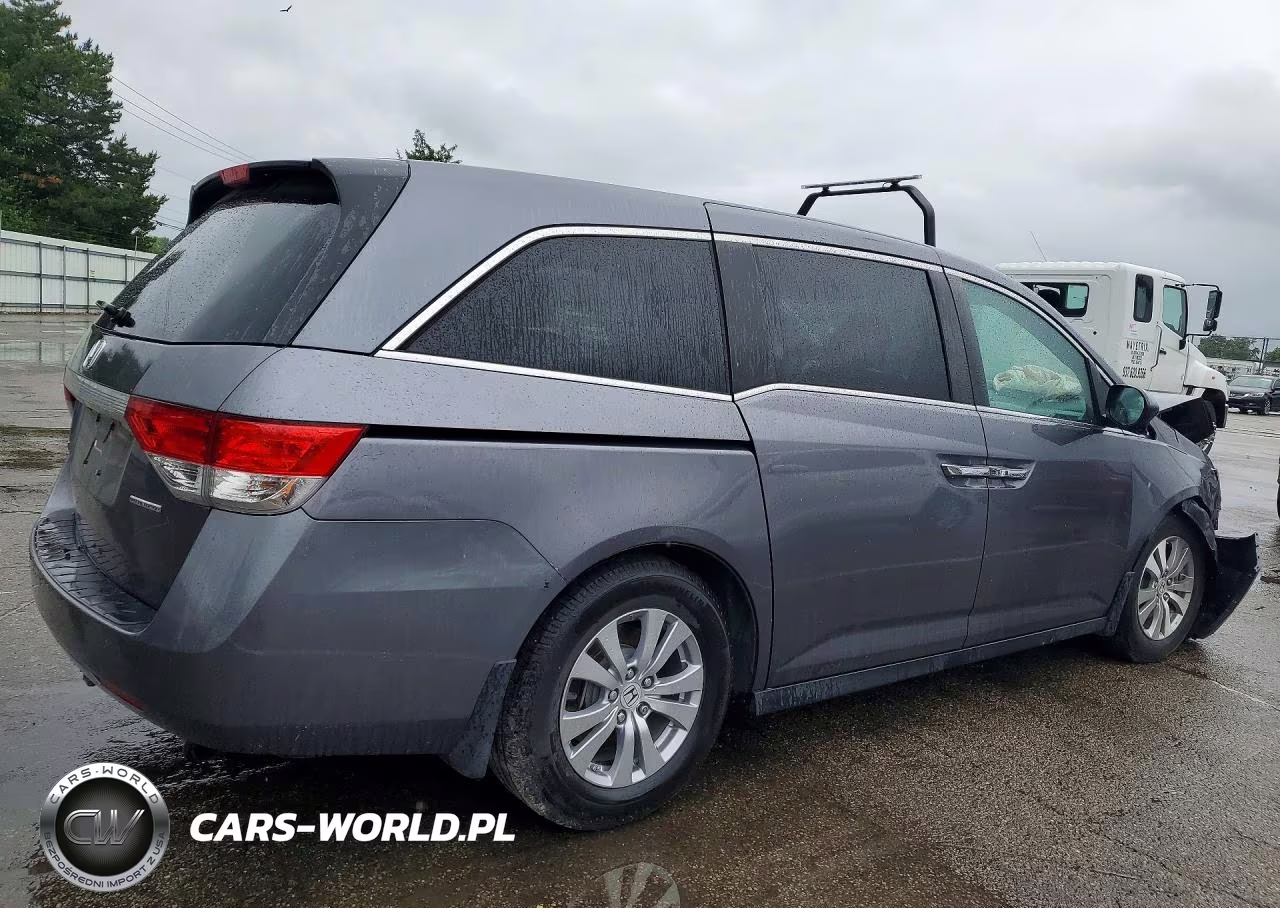 2016 Honda Odyssey Se VIN:5FNRL5H32GB158636 - 3