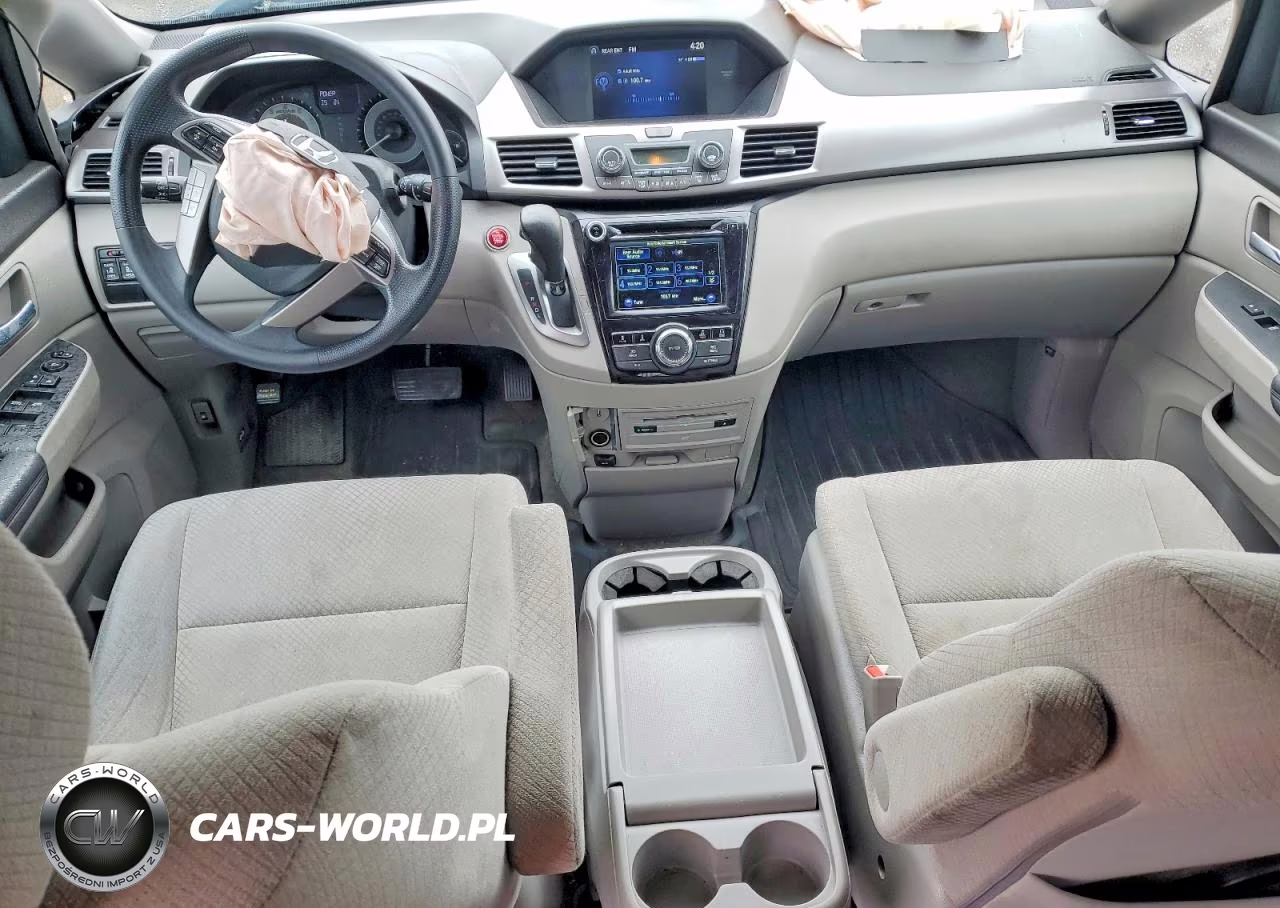 2016 Honda Odyssey Se VIN:5FNRL5H32GB158636 - 8