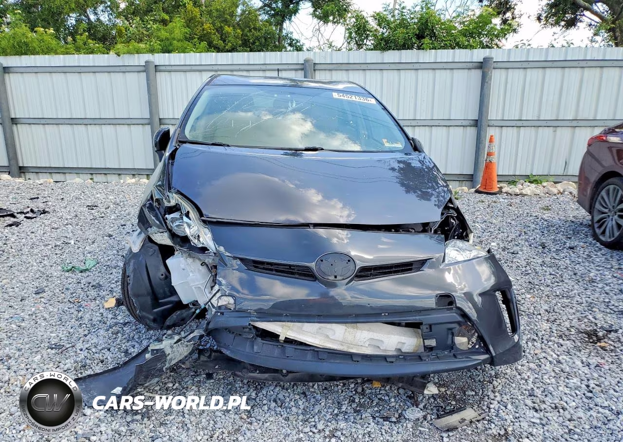 2015 Toyota Prius Two VIN:JTDKN3DU9F1896794 - 5