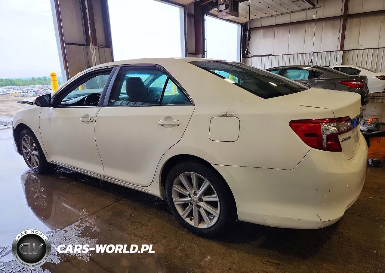 2014 Toyota Camry Xle VIN:4T4BF1FK9ER352291 - 2