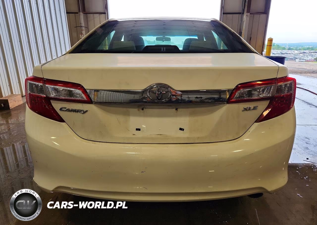 2014 Toyota Camry Xle VIN:4T4BF1FK9ER352291 - 6