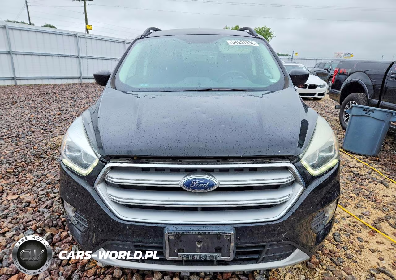 2017 Ford Escape Se VIN:1FMCU9GD1HUD06154 - 5