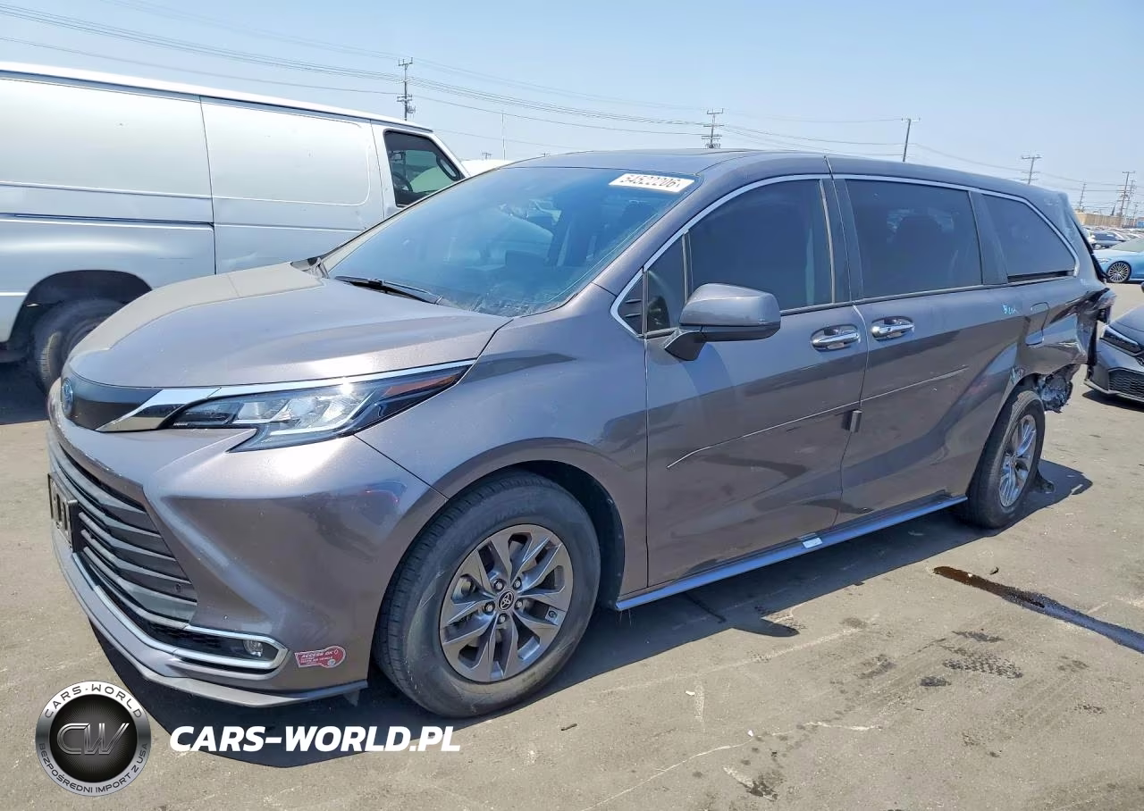 2023 Toyota Sienna Xle – zdjęcie 1 z 14