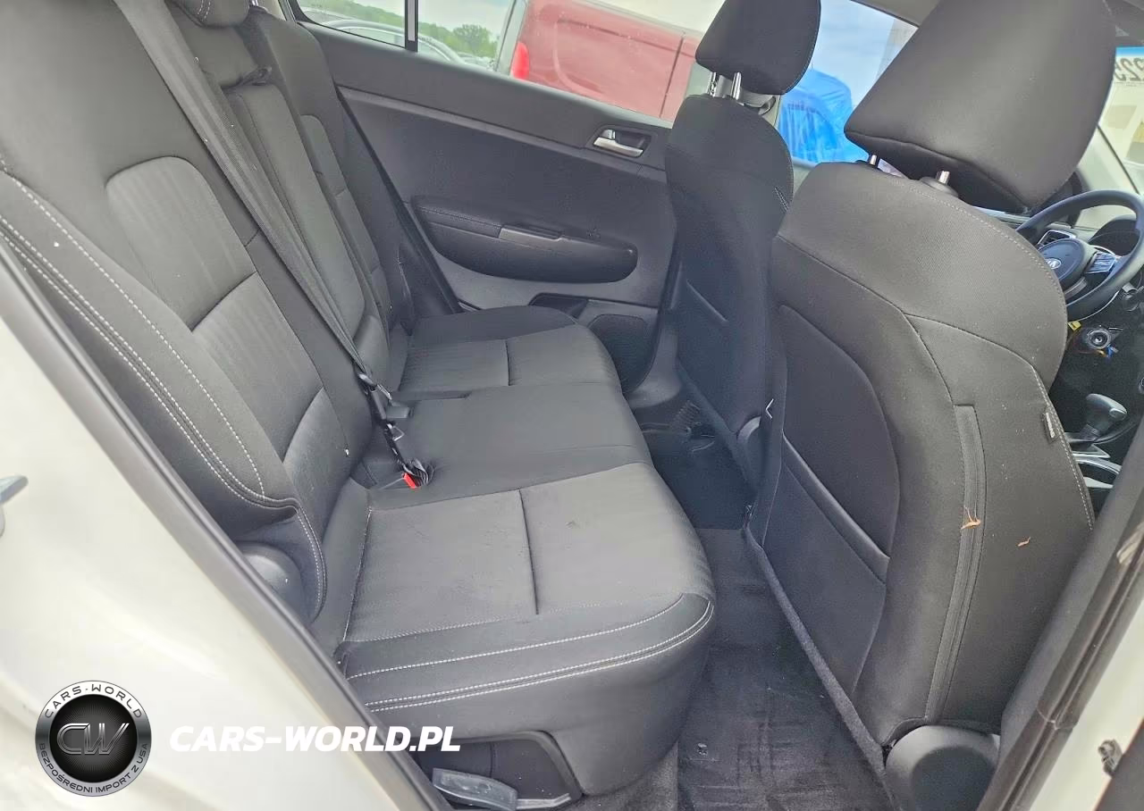 2020 Kia Sportage Lx VIN:KNDPMCAC6L7687090 - 11