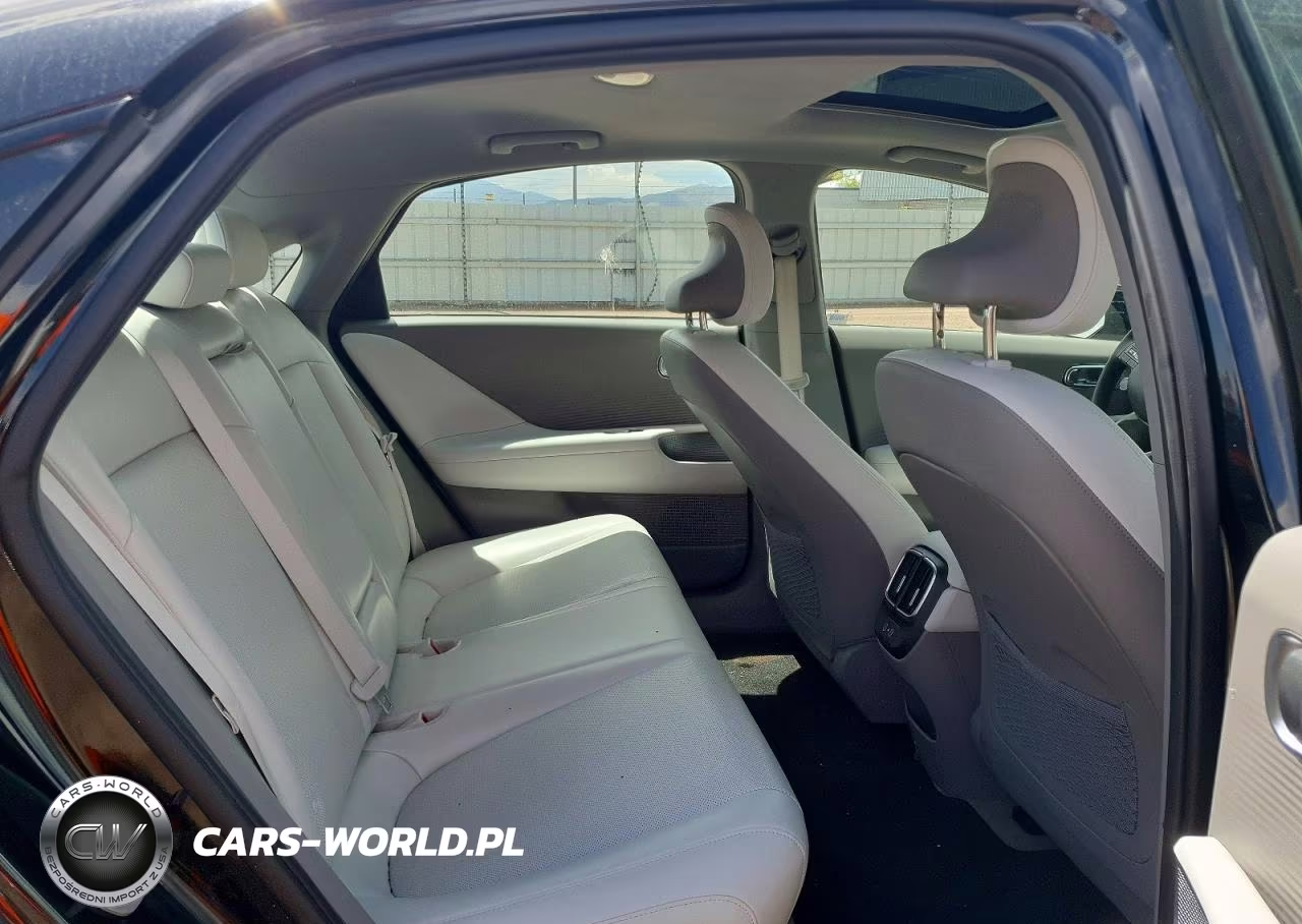 2023 Hyundai Ioniq 6 Limited VIN:KMHM54AC5PA019565 - 10