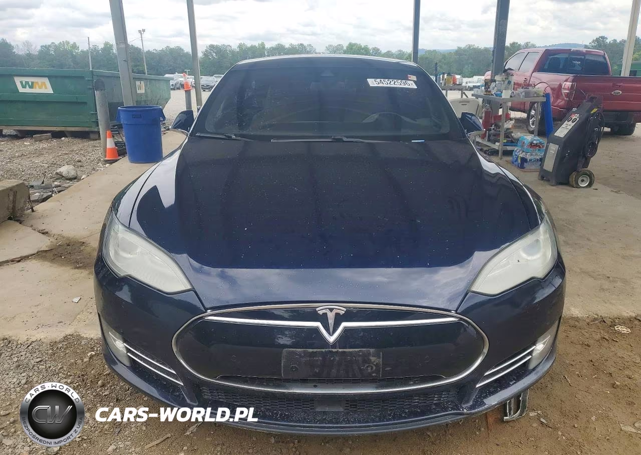 2014 Tesla Model S VIN:5YJSA1H10EFP60852 - 5