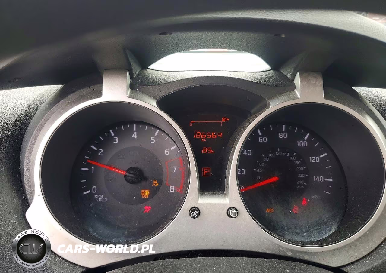 2017 Nissan Juke S VIN:JN8AF5MR5HT704217 - 9
