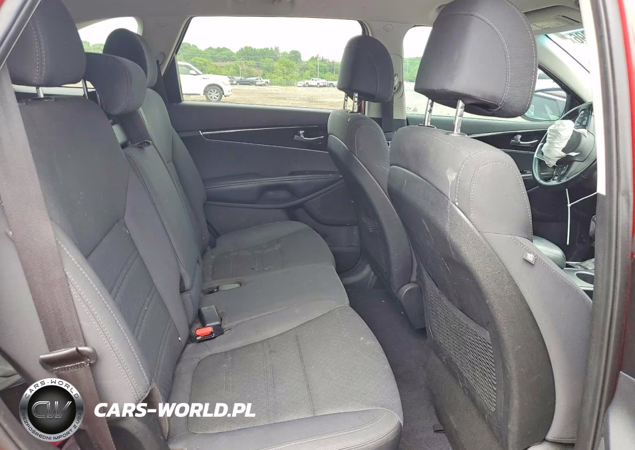 2017 Kia Sorento Lx VIN:5XYPG4A31HG236950 - 11