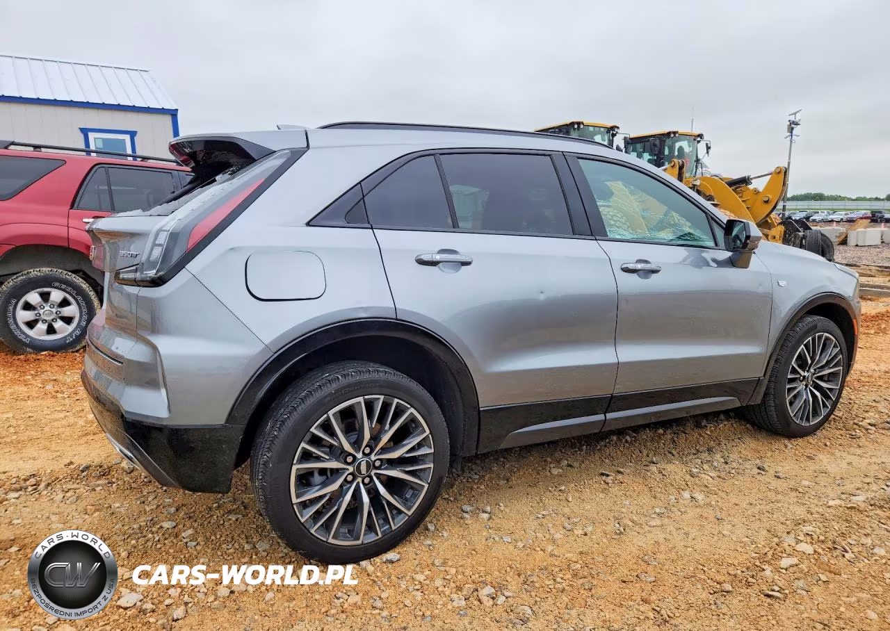 2025 Cadillac Xt4 Sport VIN:1GYFZFR44SF157629 - 3