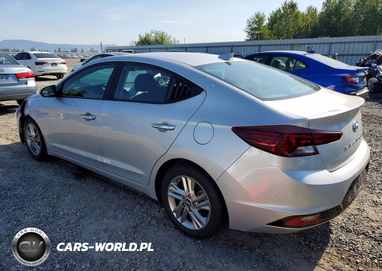 HYUNDAI ELANTRA VIN:5NPD84LF9KH411100 - 2