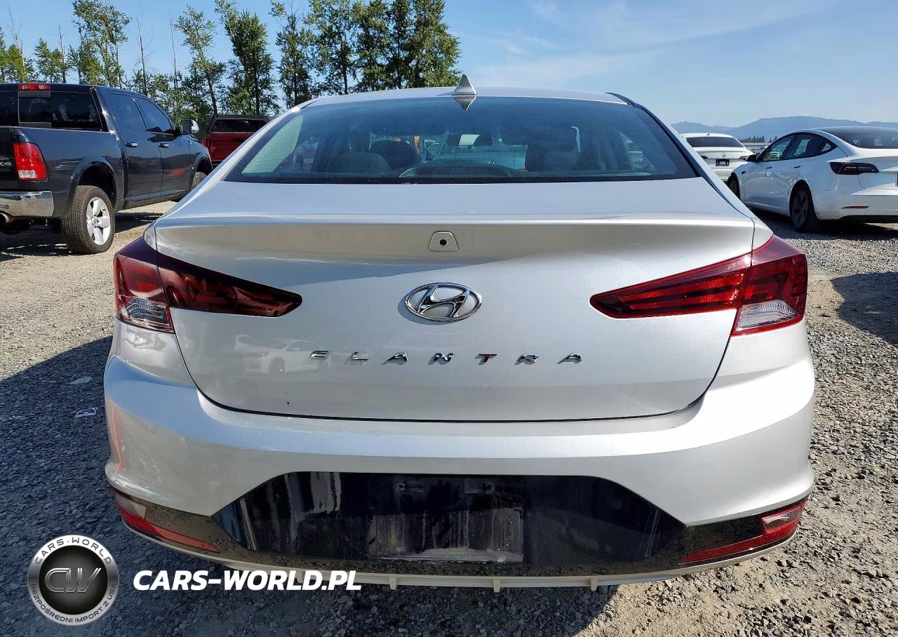 HYUNDAI ELANTRA VIN:5NPD84LF9KH411100 - 6