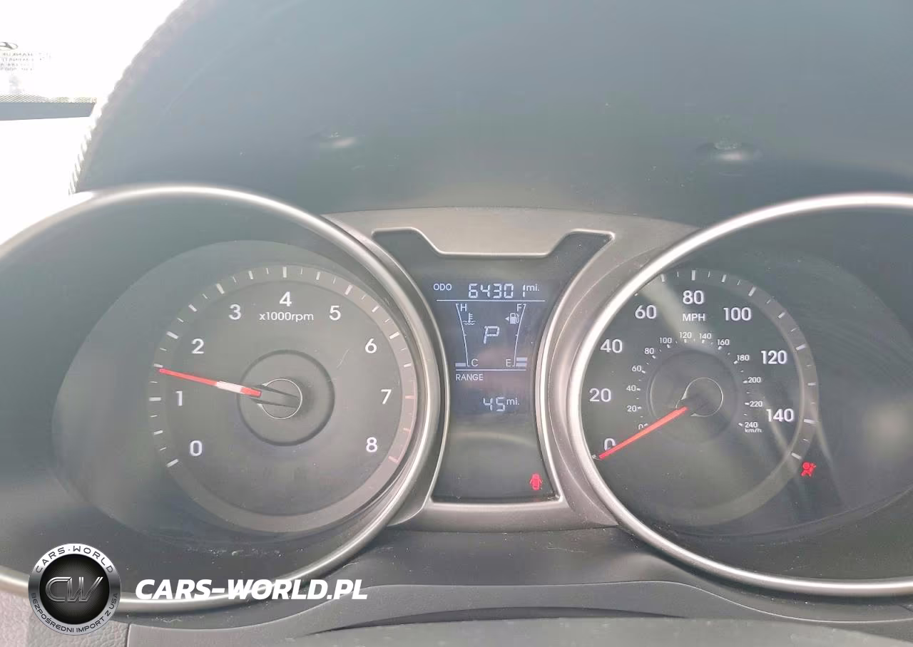2016 Hyundai Veloster Base VIN:KMHTC6AD7GU258748 - 9