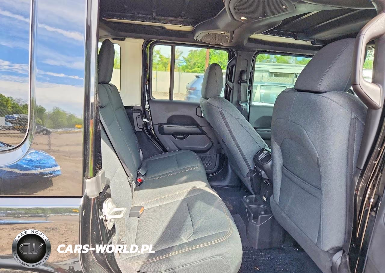 2025 Jeep Wrangler Sahara VIN:1C4PJXEG9SW612546 - 11