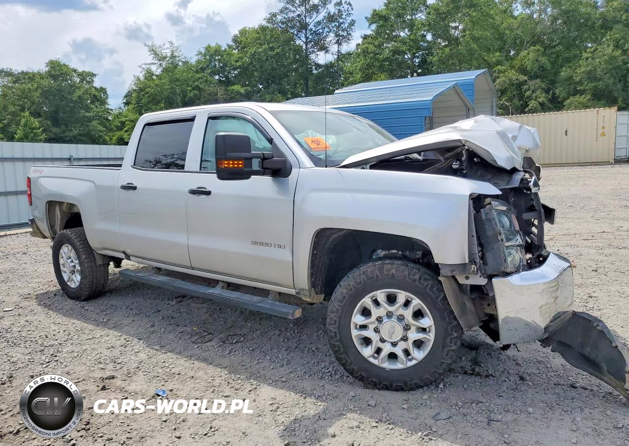 2017 Chevrolet Silverado K2500 Heavy Duty VIN:1GC1KUEG4HF165988 - 4